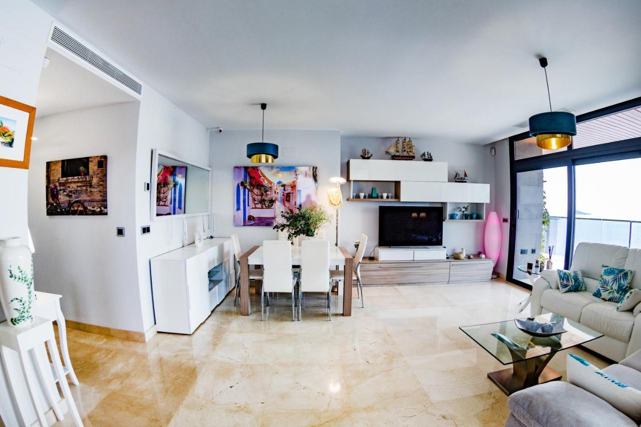 Sunset Waves Benidorm Julieta Vistas Al Mar Premium 200 Mt2 Con Jacuzzi En Terrazaアパートメント エクステリア 写真